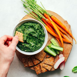 Easy Spinach & Sunflower Seed Dip