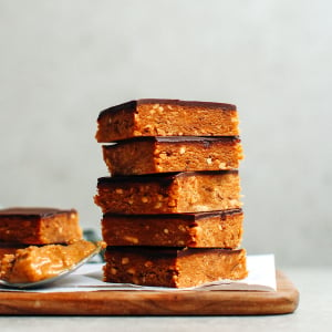 Fudgy Peanut Butter Protein Bars (Vegan + GF)