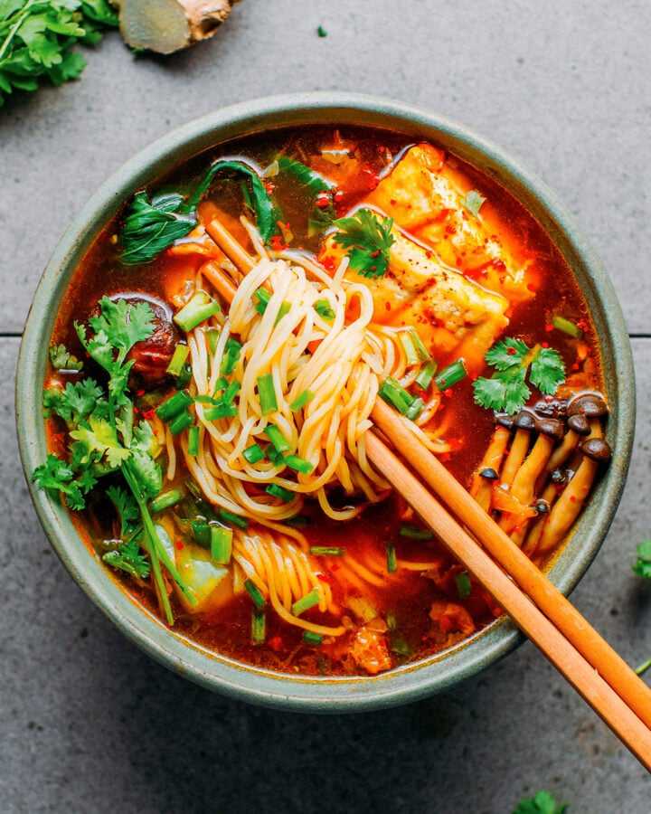 Vegan Kimchi Noodle Soup